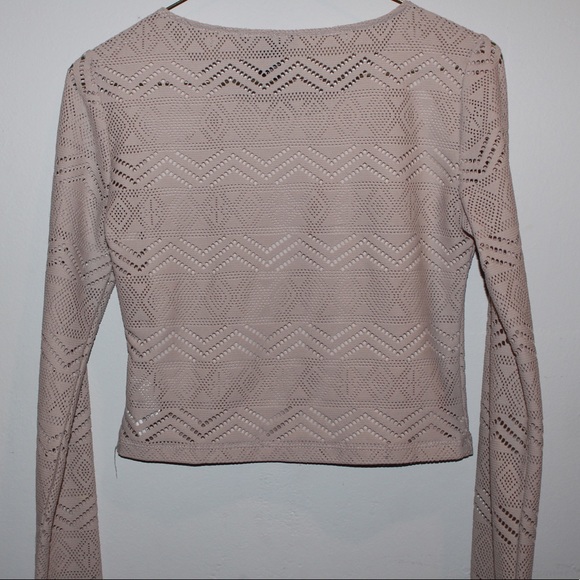 Top - Picture 2 of 3